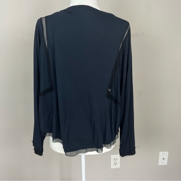 FREE PEOPLE INTIMATELY LOWKEY LONG SLEEVE PULLOVER IN NAVY AND BLACK SIZE SMALL - Picture 11 of 12
